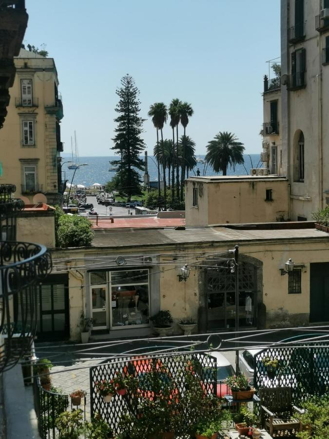 Apartamento Napoli Centro Chiaia Exterior foto