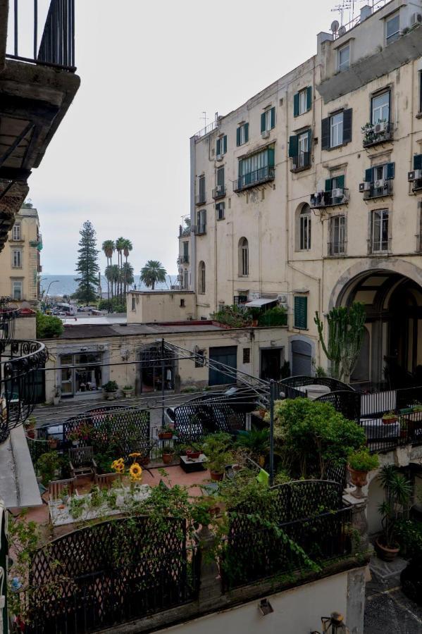 Apartamento Napoli Centro Chiaia Exterior foto